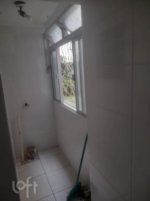 Image 10 - 241433